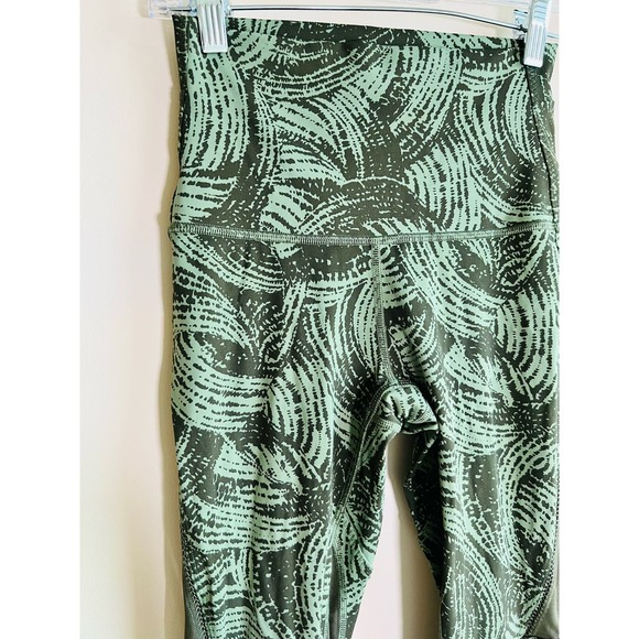 Lulu lemon Highest Times Leggings 4 - Picture 6 of 9